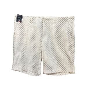 Roundtree & Yorke Shorts Mens 40 Straight Fit Flat Front Stretch Chino Casual